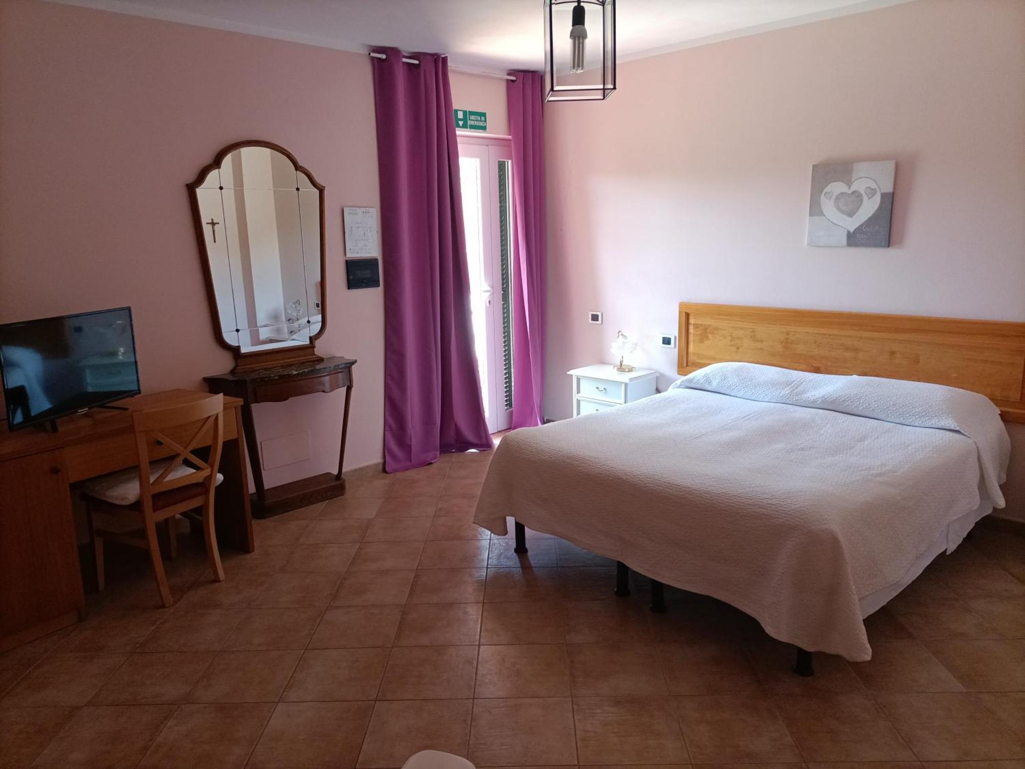 B&B Agriturismo Regno Di Toscana Collesalvetti Δωμάτιο φωτογραφία